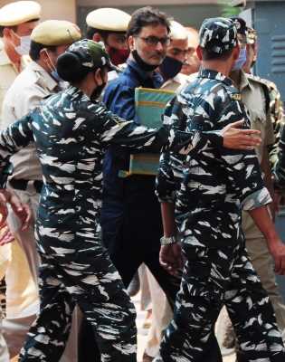 यासीन मलिक ने खेला गांधीवादी कार्ड यासीन मलिक ने खेला गांधीवादी कार्ड